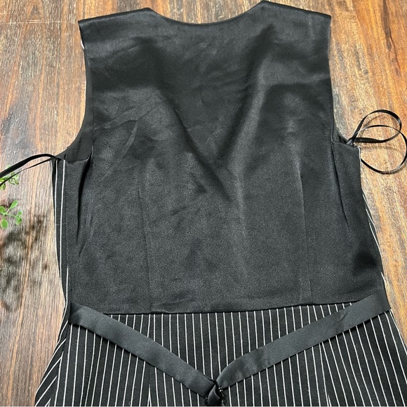 DVF Black White Pin stripe sleeveless Gilet Dress 4 button up v neck - Picture 16 of 16